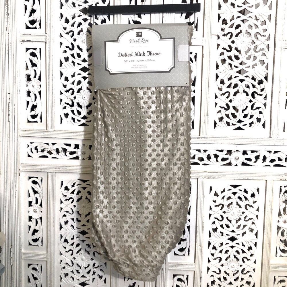 Park Row Throw Blanket Dimple Dot Platinum Gray – 50" x 60"
